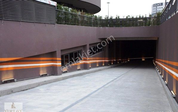 Selenium Ataköy'de Peyzaj Manzaralı 96 m2 1+1 Satılık Residence