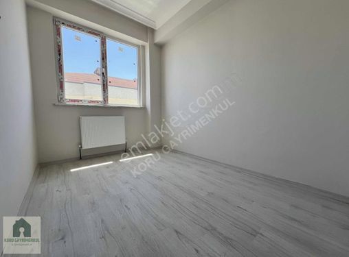 KORU EMLAK'TAN SATILIK 3+1 SIFIR DAİRE SİTE İÇERİSİ OTOPARKLI