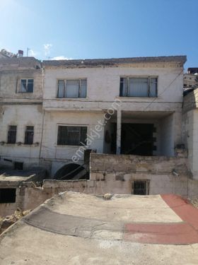 Nevşehir Kapadokya Ürgüp İbrahimpaşa köyünde butik otel yapımına uygun müstakil evimiz satılıktır 