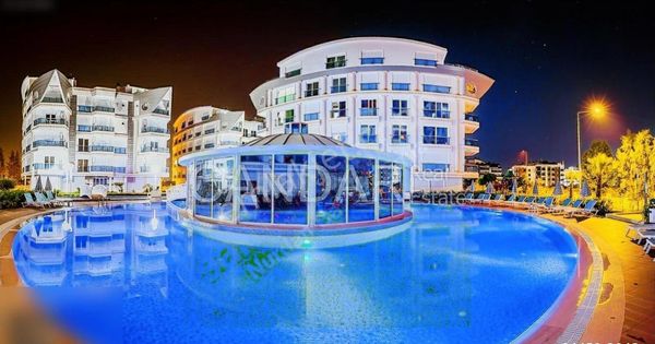Antalya Konyaaltı limanda lüks eşyalı 2+1 satılık rezidans daire