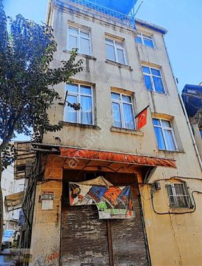 Balat Merkez'de 4,5 kat müstakil bina