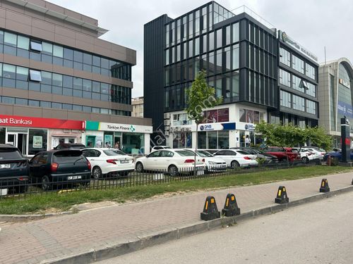  ESKİDJİ’den İZMİT MERKEZ ASYA İŞ MERKEZİNDE 213 M2 KURUMSAL OFİS