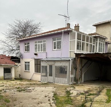 Çatalca’ da İki Katlı Müstakil Tapulu Satılık Köy Evi