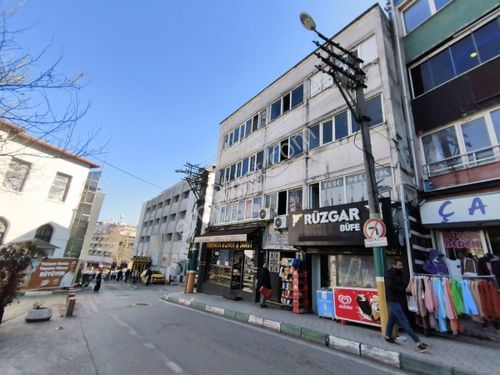 Heykel Merkez'de İşhanı içinde 1. katta Kiralık Ofis