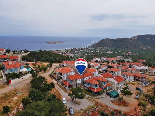 RE/MAX BADEM'DEN DATÇA PALAMUT BÜKÜ KÖYKENT'TE KİRALIK EŞYALI VİLLA