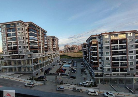 GÜNEŞ PARK EVLERİNDE 3+1 DAİRE