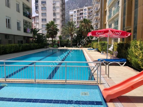 Antalya Konyaaltı sarısu'da lüks havuz manzaralı 1+1 eşyalı kiralık residence daire 