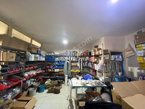  Menderes Özdere Çukur Altı Mahallesin'de  Satılık Dükkan