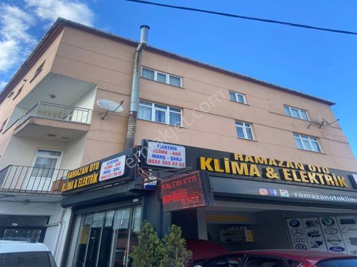 Remax Anı 'Dan Ataşehir 'De Cadde Üzerinde 3+1 Satılık Daire