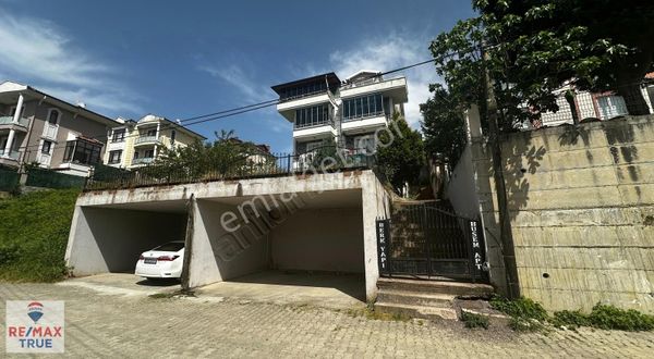 Gölcük Topçular Full Deniz Manzaralı Eşyalı Kiralık 3+1 Dubleks