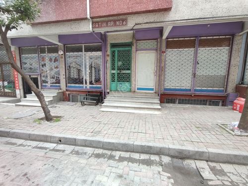  Güngören'de Bağcılar Caddesine Yakın İşlek Sokakta 60 M2 Kiralık Dükkan