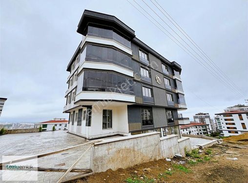 TOZLUEMLAK'TAN NİŞANTAŞI CADDESİNDE OKULLAR BÖLGESİNDE 4+1