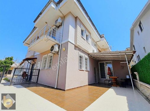 Fethiye Akarca Mahallesi'nde 4+1 satılık ikiz villa