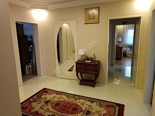 BAŞAKŞEHİR BAŞAK MAHALLESİ 4.ETAP 2.KISIM 3+1 YENİLENMİŞ SATILIK DAİRE