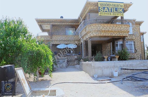 YASSIÖREN EMLAK'TAN SATILIK 350 M2 TABAN OTURUMLU 5+2 VİLLA