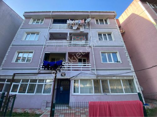  KAPAKLI MERKEZİ KONUMDA 3+1 SATILIK SİTE İÇİNDE DAİRE.