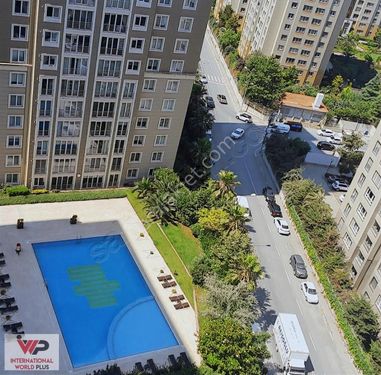 Uphill Court B ada Satılık 1+1 Havuz Cephe site içine bakan