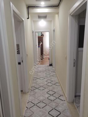 BARIŞ EMLAKTAN SIRRIN KARŞIYAKADA SATTILIK 2+1 DAİRE