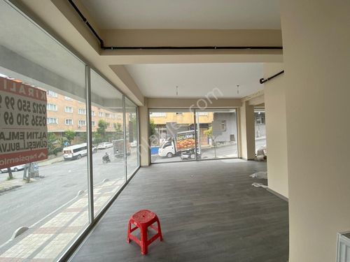 Bağcılar İnönü Mah Kiralık Depolu Dükkan 140m2