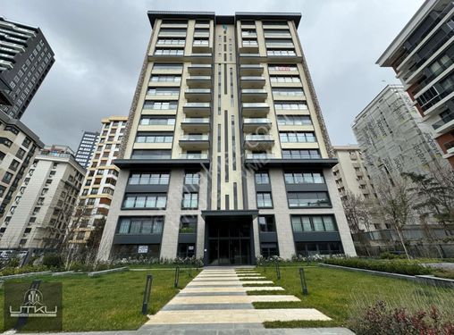 UTKU'DAN ÇİFTEHAVUZLAR'DA CADDEYE 2.YEPYENİ BİNADA 150m2 SATILIK