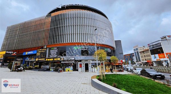 ÜMRANİYE DUDULLU METRO CORNER AVM'NIN YANI EŞYALI OFİS SATILIK