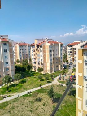  MANİSA 3.ETAP TOKİDE ŞEHİR HASTANESİ YANI EŞYALI ÖNÜ AÇIK SATILIK DAİRE