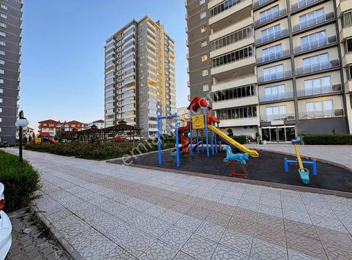 GÖKÇEK MAHALLESİNDE MUHTEŞEM KONUMDA MANZARALI FIRSAT DAİRE