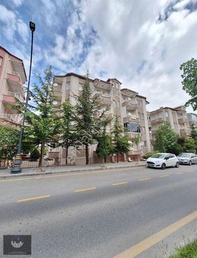 ÇAYIRALTI EMLAKTAN GÜZELYURT MAHALLESİNDE SATLIK 3+1 DAİRE