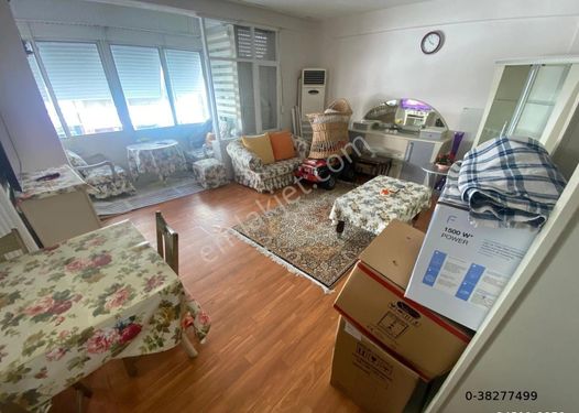 Şirinyer Menderes Caddesi Üzeri 2+1 120 M2 Eşyalı Kiralık Arakat Daire