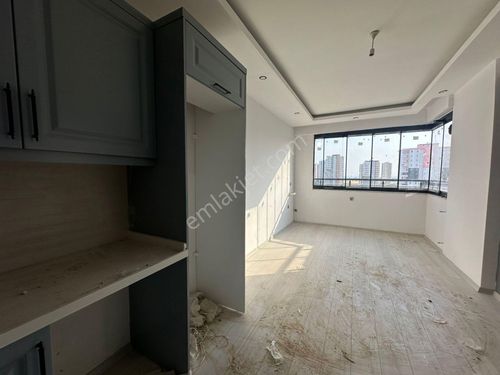  SARIÇAM ÇARKIPAREDE BULVARA YAKIN GENİŞ LÜKS 1+1 SATILIK DAİRE