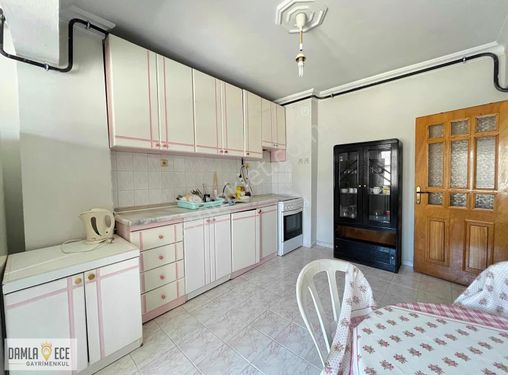 ** Çarşı İçerisinde 2+1 Eşyalı Kiralık Daire **