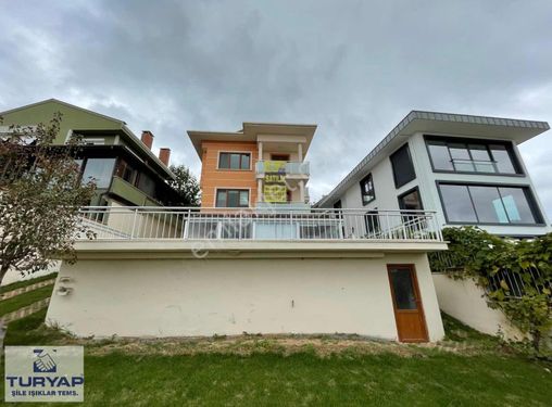 TURYAP TAN Satılık Deniz manzaralı 8 oda 3 salon villa.