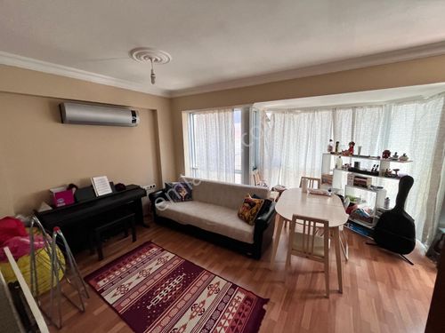  BUCA ÜÇKUYULAR MEYDANI CADDE ÜSTÜ  2+1 SATILIK DAİRE 