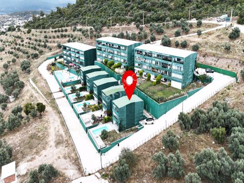 Güllük'te Site İçinde Deniz Manzaralı 4+1 Havuzlu Müstakil Tripleks