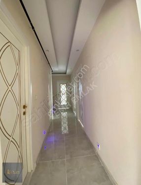 SARIÇAM ÇARKIPAREDE SATILIK LÜKS 3+1 DAİRE SİTE İÇERİSİNDE