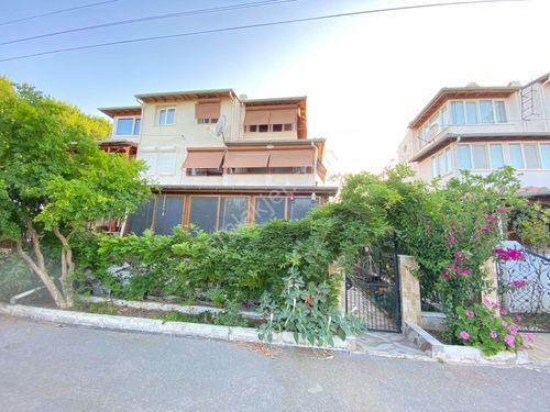  Doğanbeyde Müstakil Eşyalı Deniz 350M Satılık 5+1Villa