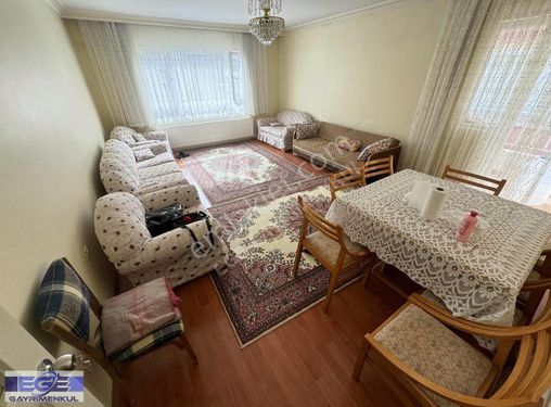 MİSKET DÜZLÜKTE OKULA ULAŞIMA ÇOK YAKIN KATTA 3+1 SATILIK DAİRE!