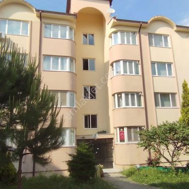 SAKARYA ZÜMRÜT EMLAK'TAN CAMİLİDE VALİLİK KAMPÜSÜ YANI 3+1, 120 M2 KİRALIK DAİRE