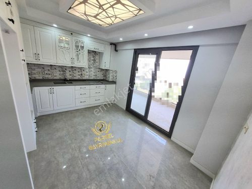 Karahasanlı'da 155m² 3+1 Ebeveyn Banyolu Satılık Arakat Daire