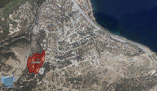 İzmir Yenifoça'da Denize Yakın Konum 400 m2 Villa İmarlı Arsa