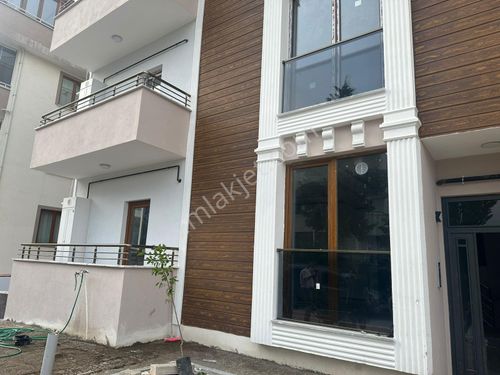  Hava Lojmanlarının Yakınında 1+1 Eşyalı Kiralık Lüks Daire