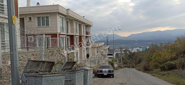 KAMPÜS'DE ÜNİVERSİTE YAKINI SATILIK EŞYALI KİRACILI 2+1 APART DAİRE...