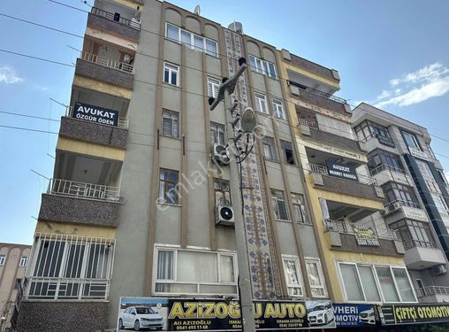 ESKİ ALİM SATIMLARA YAKIN 4 ODALI ACİLL SATILIK ARA KAT DAİRE