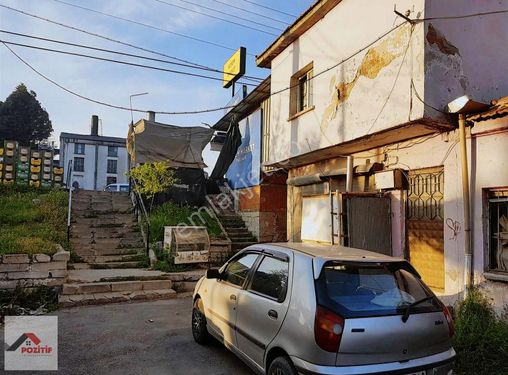 Salihli Kırveli Köşe TAM TİCARİ 5 kata imarlı 158m2 müstakil ev