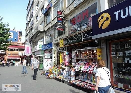 BAKIRKÖY MEYDANA MARMARAYA YAKIN ADALI İŞHANINDA 28M2 3.KAT