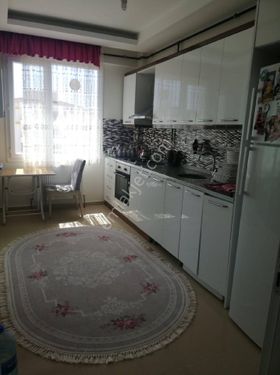 BAĞCILAR NEVROZ PARK YUKARISI EVRİM ALATAŞ CADDESİNDE SATILIK 2+1 DAİRE 6. KAT