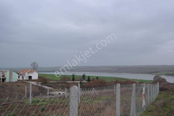 SİLİVRİ BALABAN DA GÖLET MANZARALI İMARLI 258m2 SATILIK ARSA