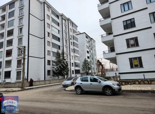 REMAX DEN SÜRSÜRÜ MH.DE 270 M2 KİRALIK DEPOLU DÜKKAN