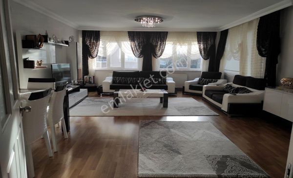 BEŞEVLER MÜKEMMEL LOKASYONDA SİTE İÇİNDE 3+1 160M2 TAŞINMAYA HAZIR FIRSAT DAİRE