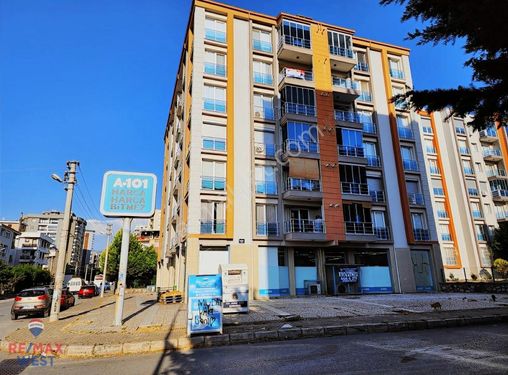 Site İçinde Merkezi Konumda Otoparklı Full Eşyalı Lüks 2+1